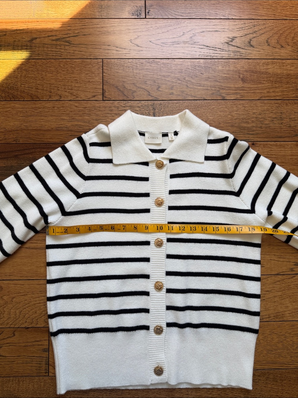 Cyrus Women’s Striped Button-Up Polo Cardigan - White & Black Size S - Picture 4 of 6